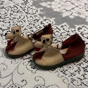 RARE Vintage Disney Toddler Shoes by Trimfoot Size 4 | Disneyland Disney World
